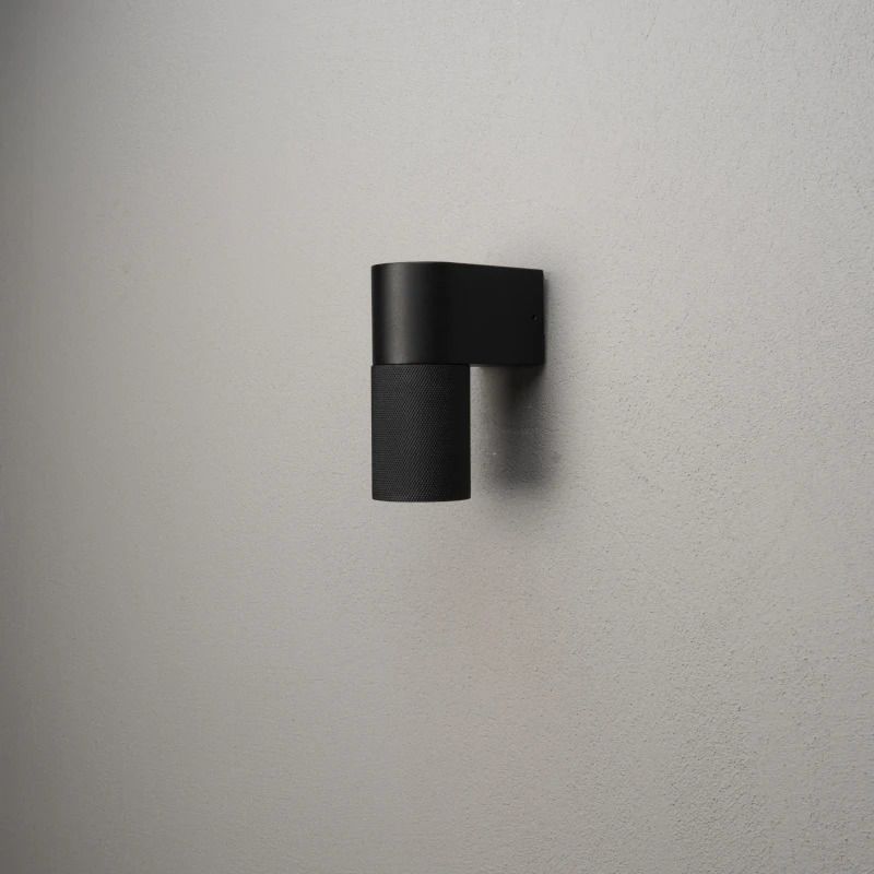 Konstsmide Buiten Wandlamp Temi | 8W LED | Aluminium | 2700K | IP54 | Down