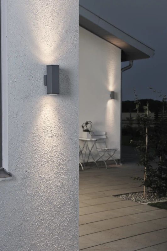 Konstsmide Buiten Wandlamp Monza | Max. 1x 75W E27 | Zwart Aluminium | IP23 | Dimbaar