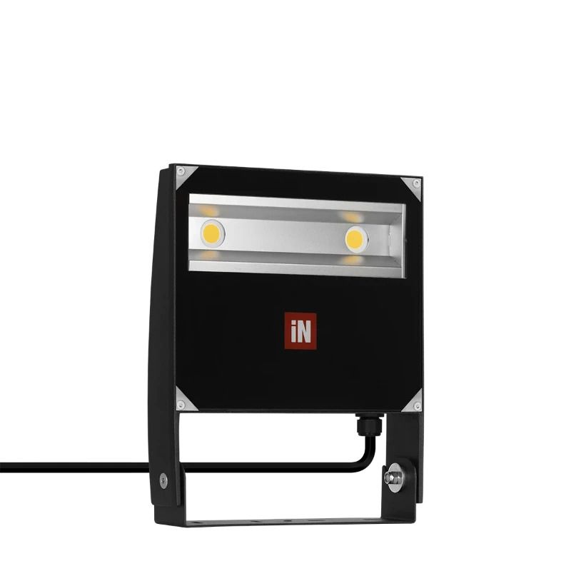 Performance in Lighting LED Schijnwerper | 101W 3000K 11486lm 830 | IP67 Zwart