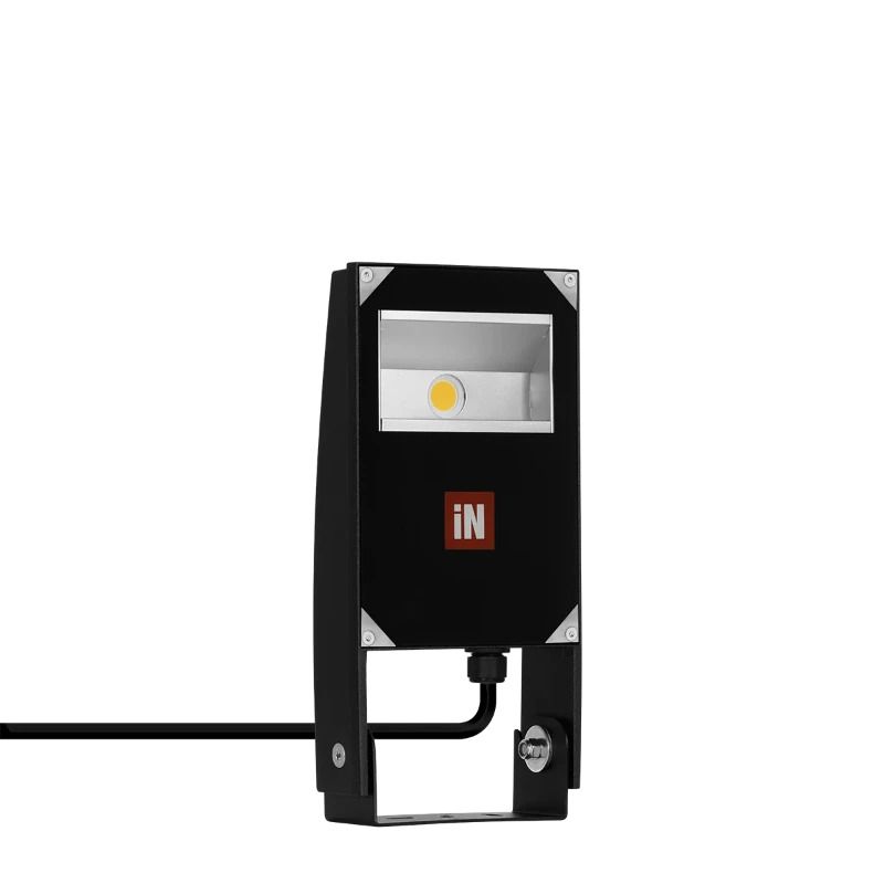Performance in Lighting LED Schijnwerper | 51W 3000K 5754lm 830 | IP67 Zwart