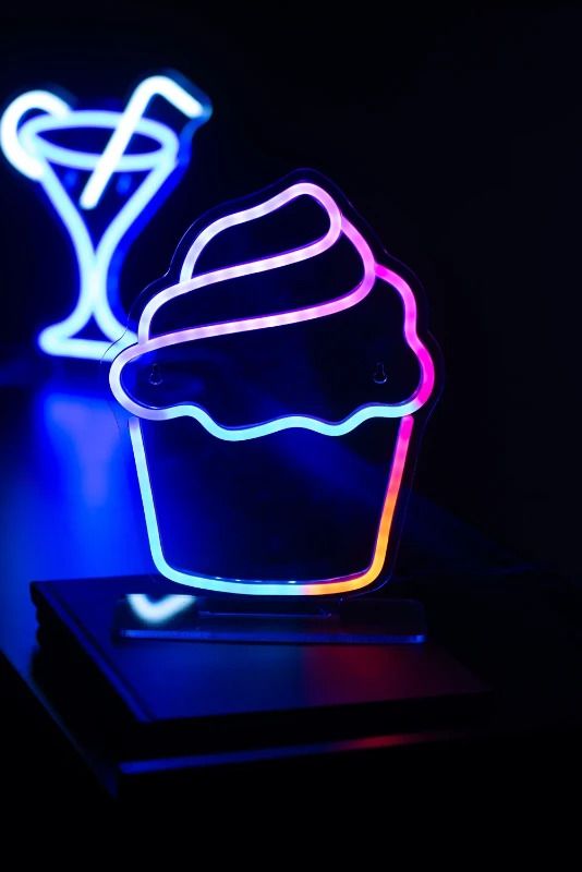 Leitmotiv Neon Light Colour LED Tafellamp | 5W | Multicolor