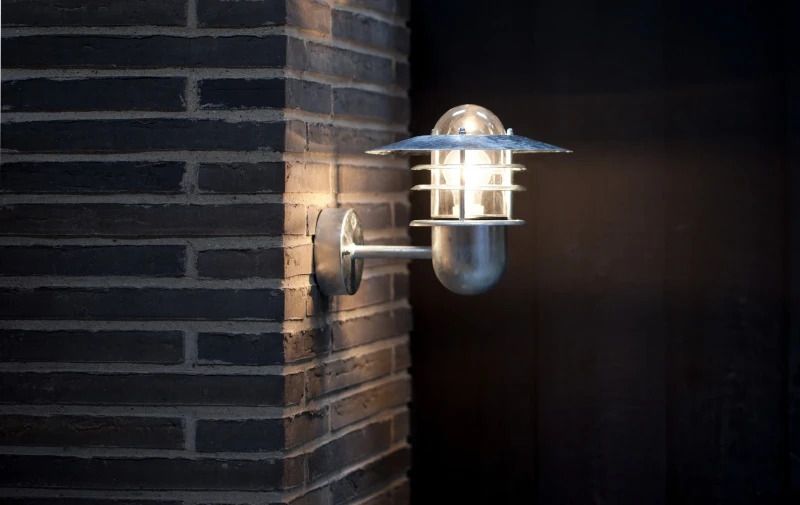 Nordlux Agger LED Wandlamp | 1x E27 Max 60W | ip44 | Dimbaar | Zilver