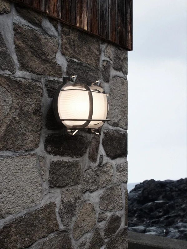 Nordlux Helford LED Wandlamp | 1x E27 Max 12.5W | ip44 | Dimbaar | Zilver