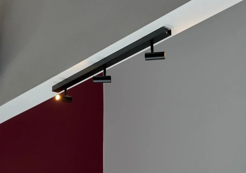 Nordlux Omari LED Opbouwspot | 12W 2700K 320lm 827 | Dimbaar | Zwart