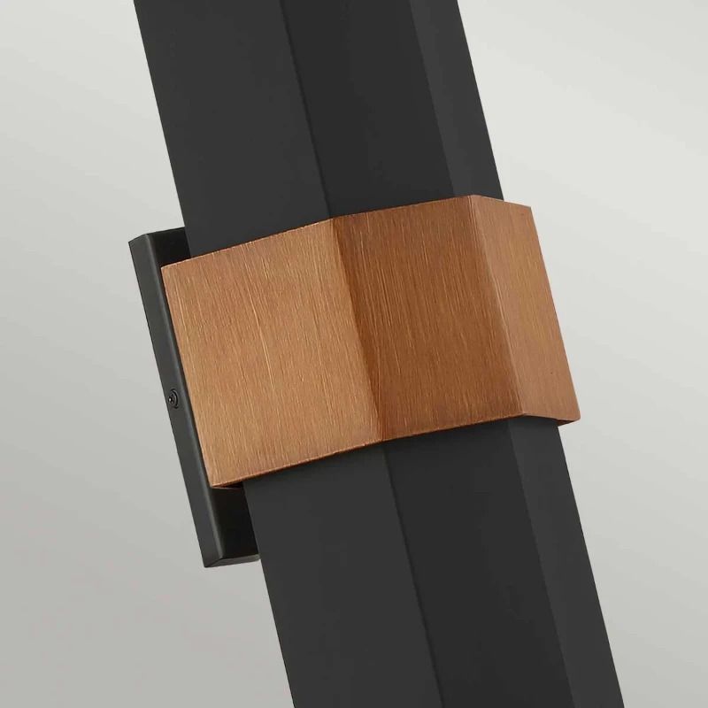 Quoizel LED Wand Buitenlamp Chasm | 9.5W 3000K 830 | IP44 | Dimbaar | Matte Black (with painted wood effect strap)