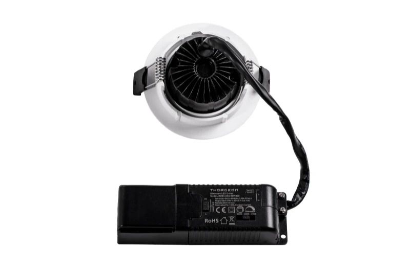 Thorgeon LED Downlighter Ø83mm | 10W 3000K/5700K 800Lm | 930/957 IP44 Dimbaar