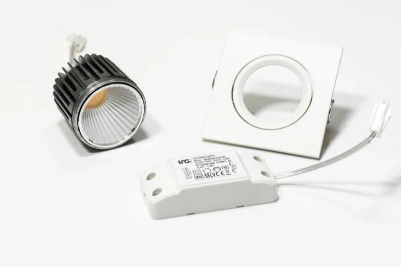 Prolumia LED Downlighter | 9W 2600K/3000K | 26/30 IP20 | 42180023