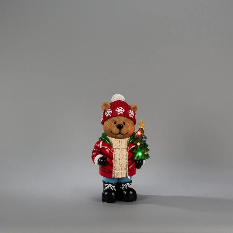 Konstsmide LED Staande Teddybeer met Kerstboom | 7 Lichtpunten Multicolor | 21x38cm | 6u Timer | Op Batterij 2x AA (excl.) | Voor Buiten