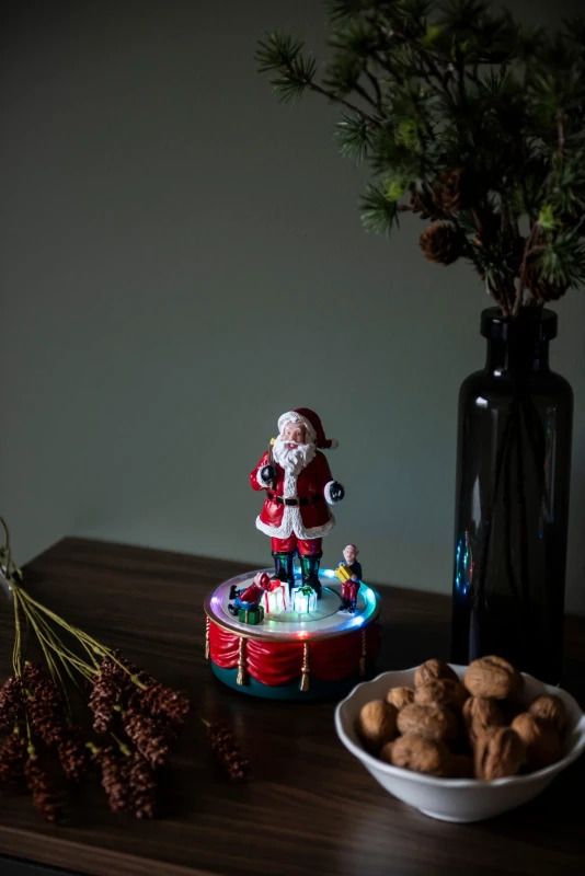 Konstsmide LED Decoratief Wintertafereel | 0,64W 10 Multicolor Lichtpunten | 6u Timer | Batterij/USB-C 1,8m | Binnengebruik