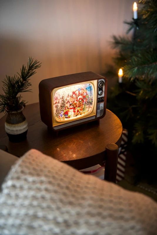 Konstsmide LED Decoratieve Lantaarn Televisie | 0,5W 5 Lichtpunten Warm Wit | 17,6x21cm | Timer | Batterij/USB | Alleen voor binnengebruik